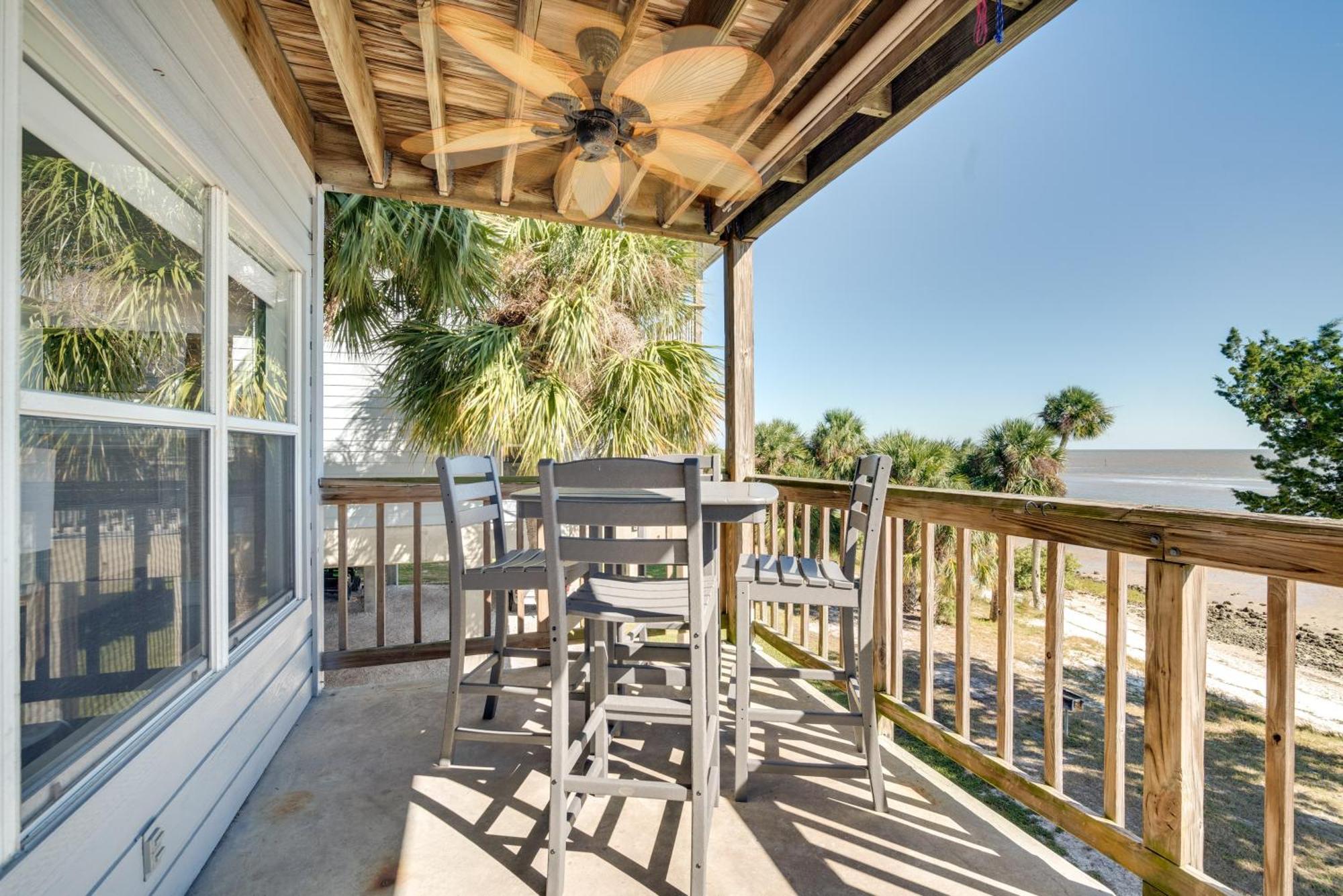 Cedar Key Condo With Balcony And Gulf Views! Extérieur photo